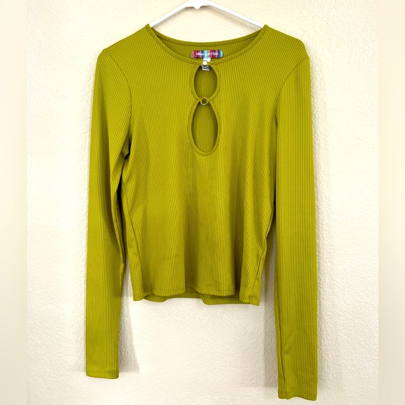Urban Outfitters Green Chartreuse Going Out Top Cleavage Size Large - Picture 4 of 6
